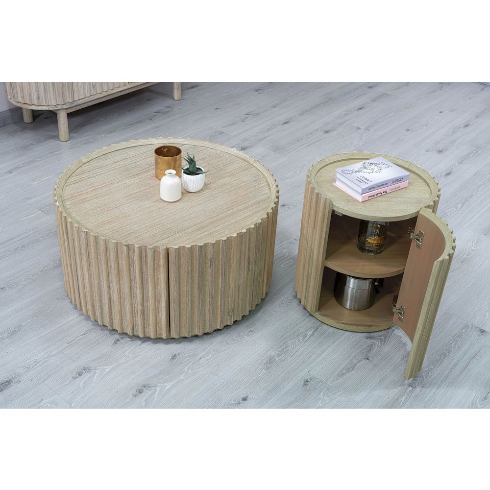 Oasis Side Table. Picture 5