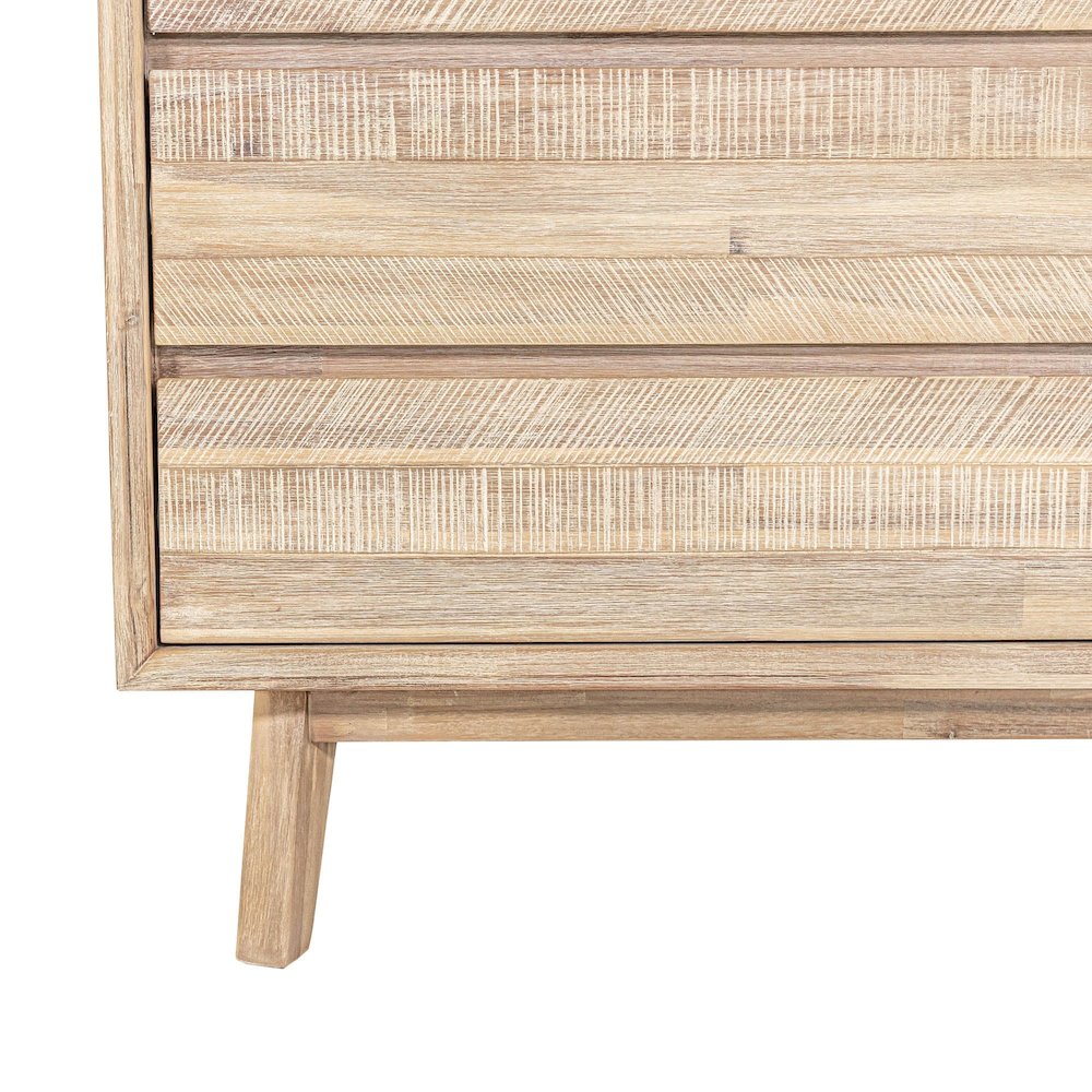 Gia 5 Drawer Chest - Light Driftwood. Picture 15