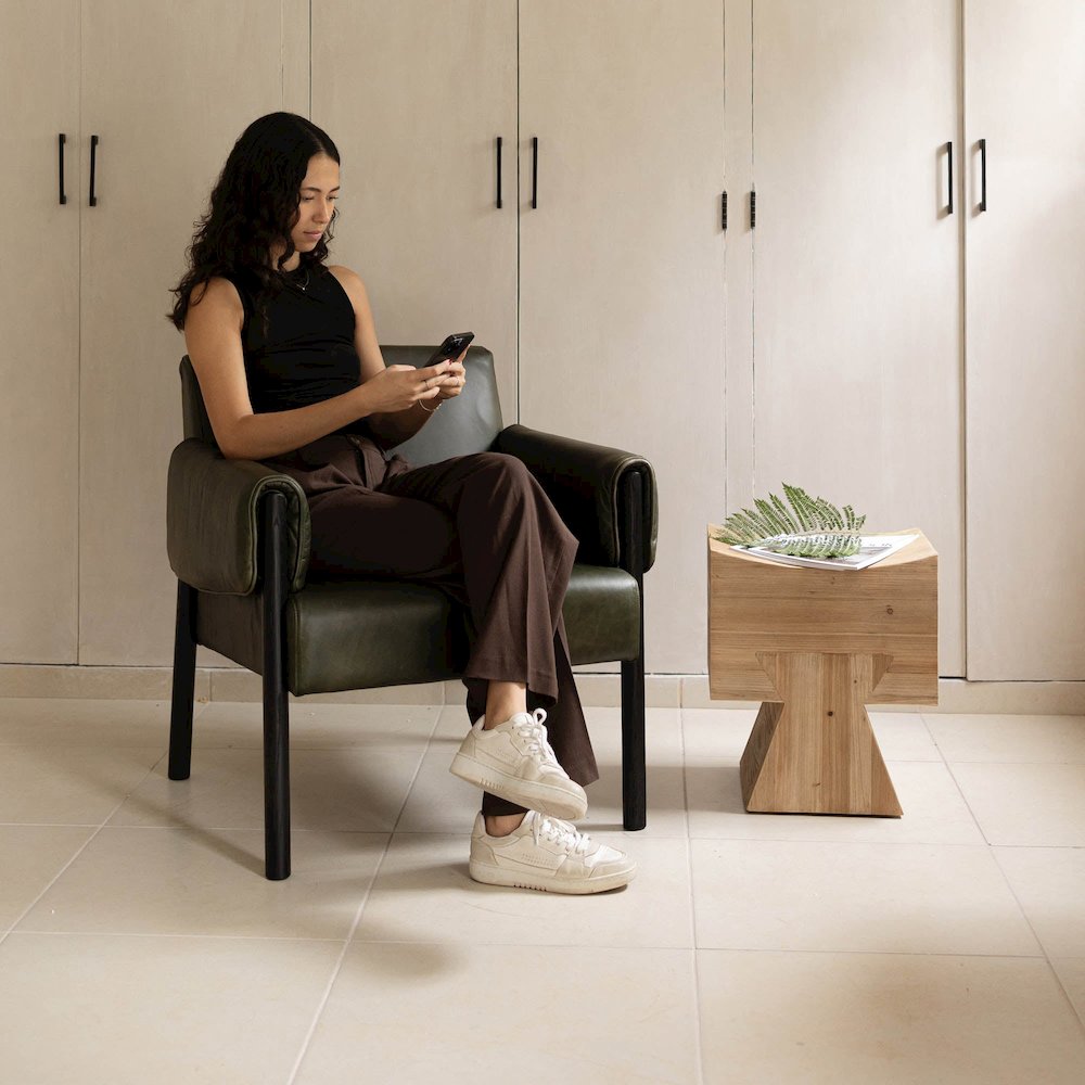 Pieta Stool. Picture 5