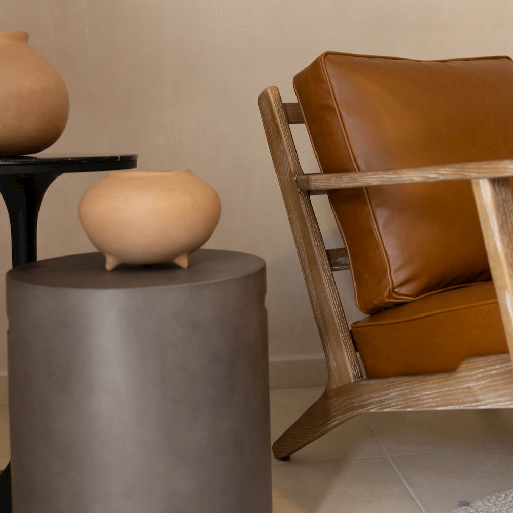 Junior Arm Chair - Saddle Brown. Picture 9