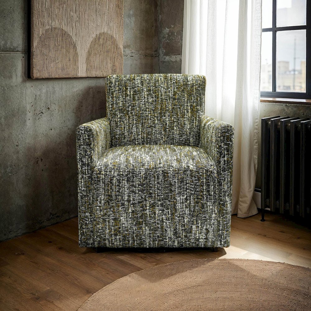 Riley Swivel Club Chair - Paris Green. Picture 2