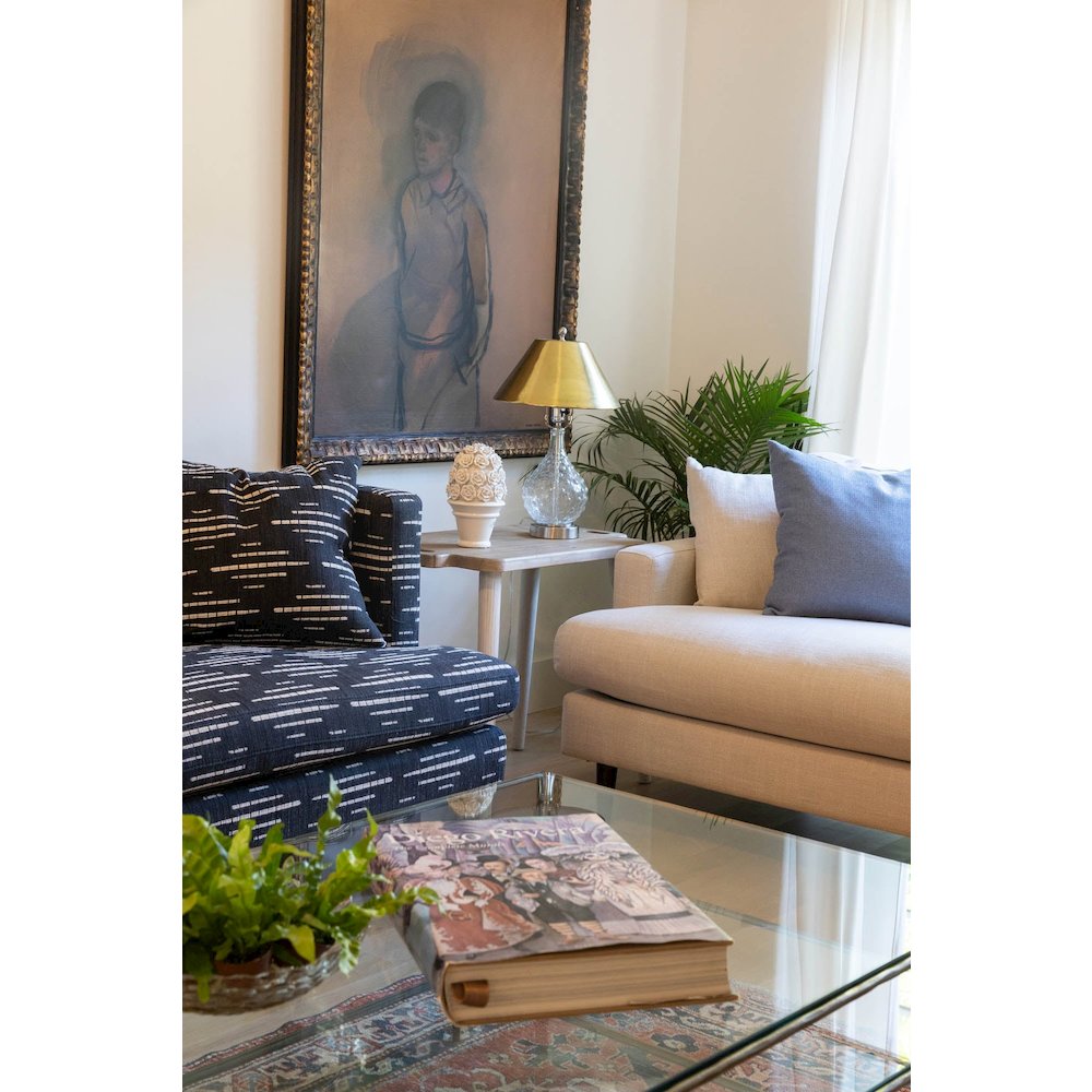 Martha Sofa - Beach Alabaster. Picture 10
