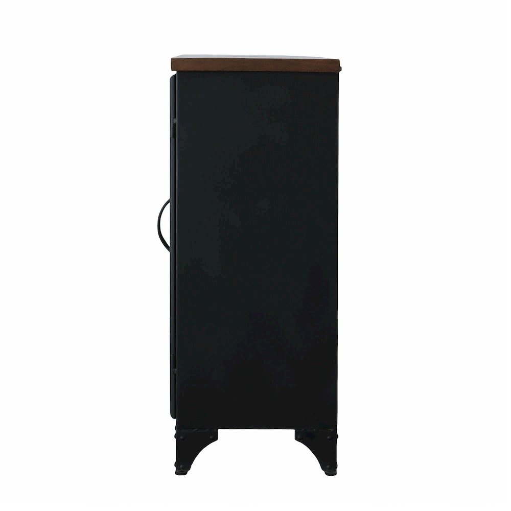 Tradition 2 Door Sideboard. Picture 5