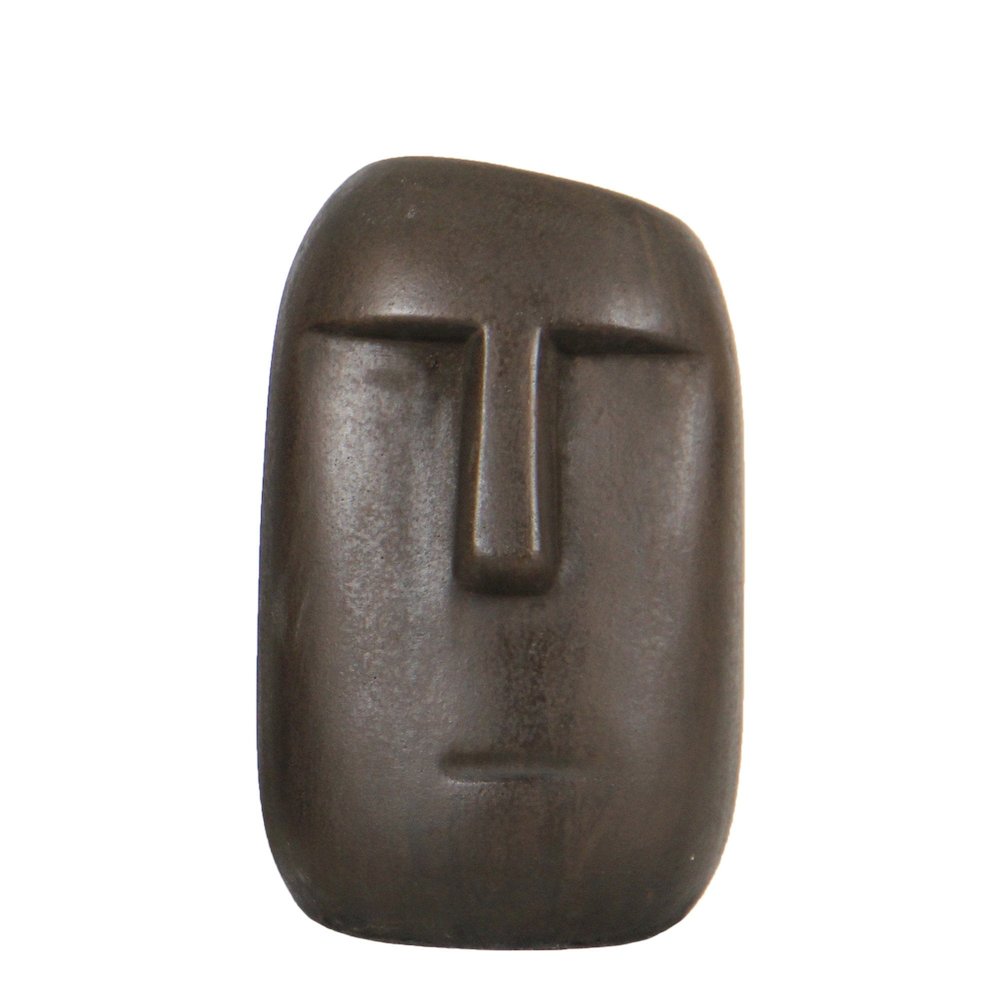 Patio Moai Statue. Picture 1