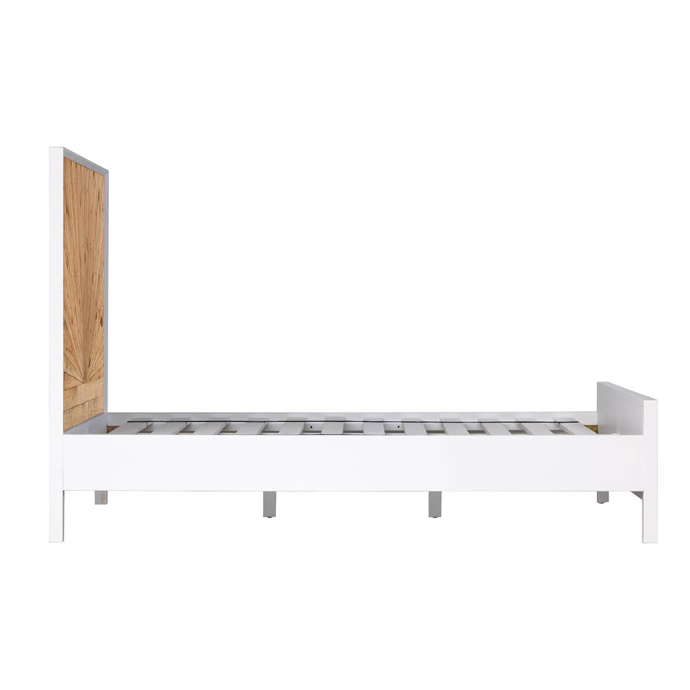 Casablanca King Bed. Picture 5