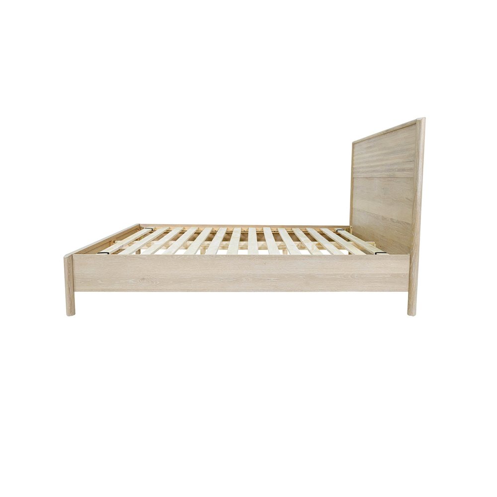 Runway King Bed - Light Oak. Picture 5