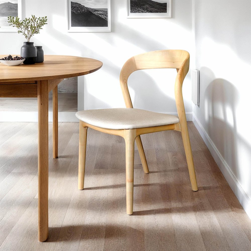 Rotondo Dining Chair - Natural Frame. Picture 2
