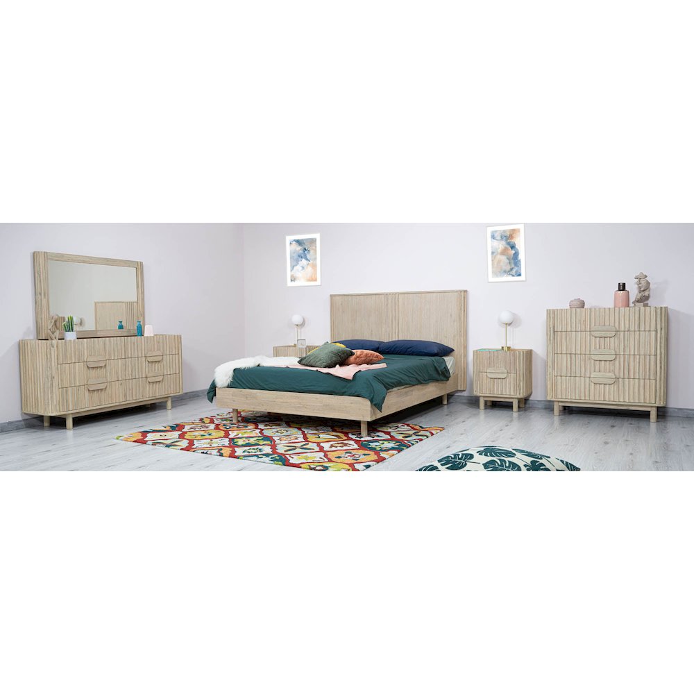 Oasis 6 Drawer Dresser. Picture 2