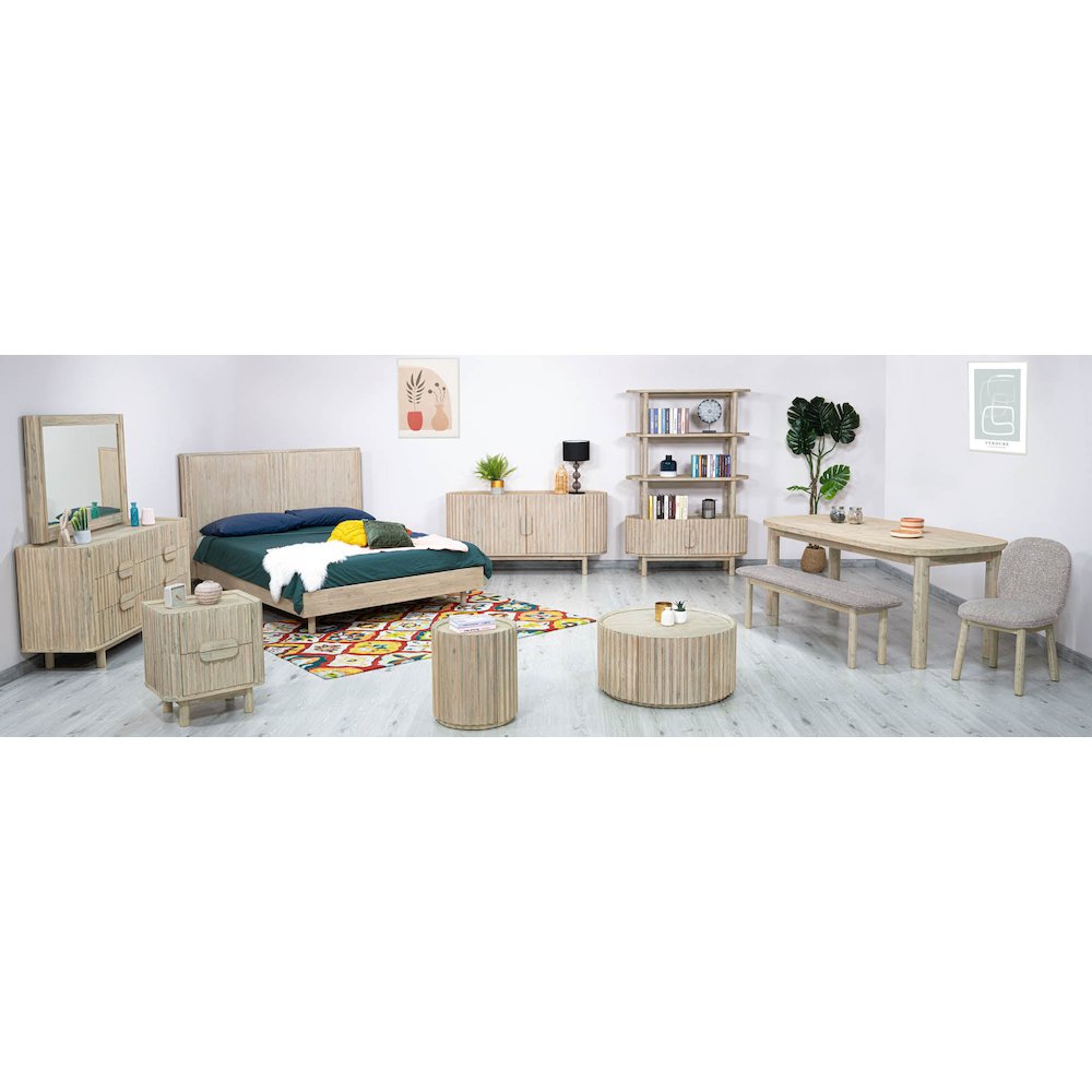 Oasis Side Table. Picture 15