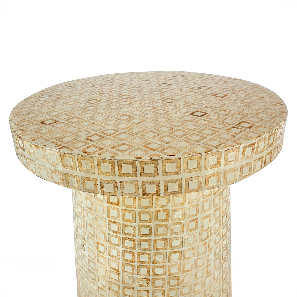 Waterlily Side Table. Picture 5