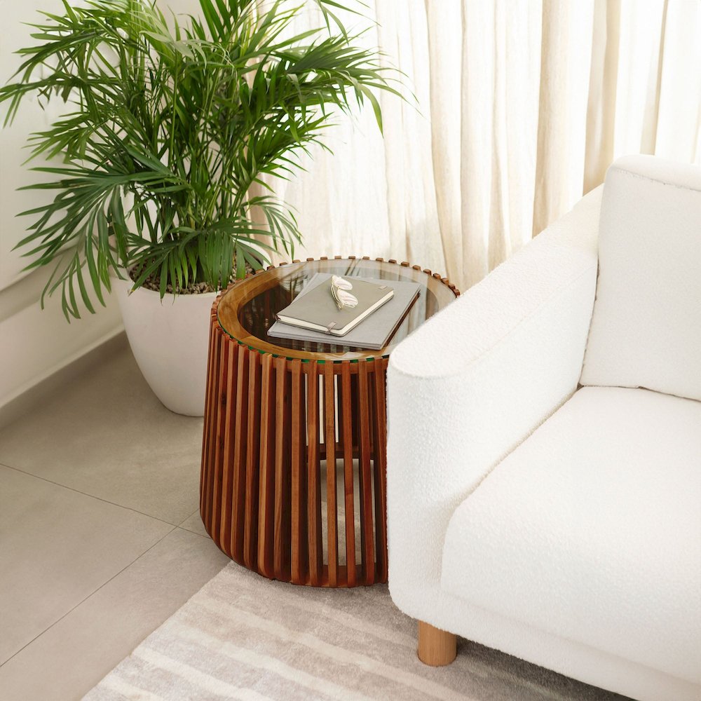 Bungalow Side Table - Honey Brown. Picture 2