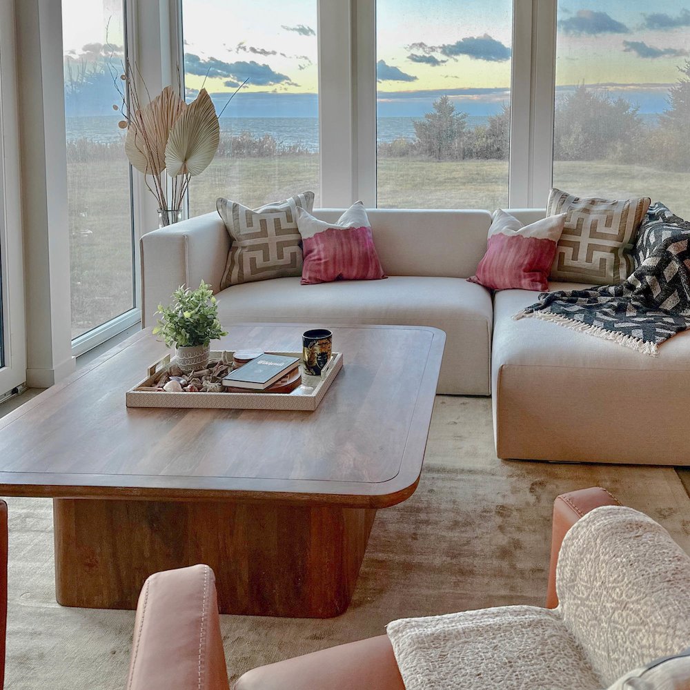 Premium Small Right Modular Sectional with Ottoman. Picture 2