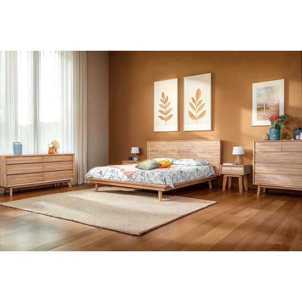 Gia King Bed - Light Driftwood. Picture 14