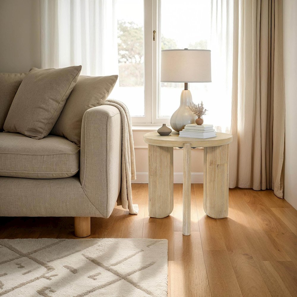 Haru Side Table. Picture 2