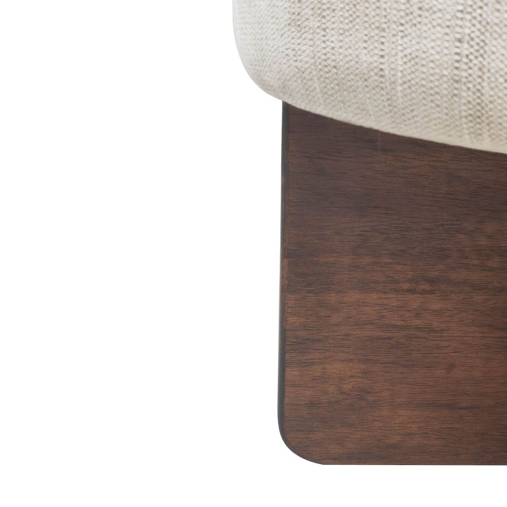 Francesca Stool. Picture 3