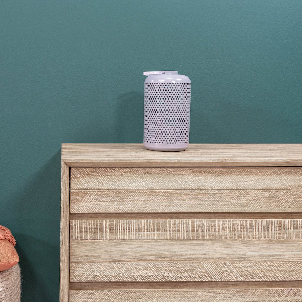 Gia 6 Drawer Dresser - Light Driftwood. Picture 18