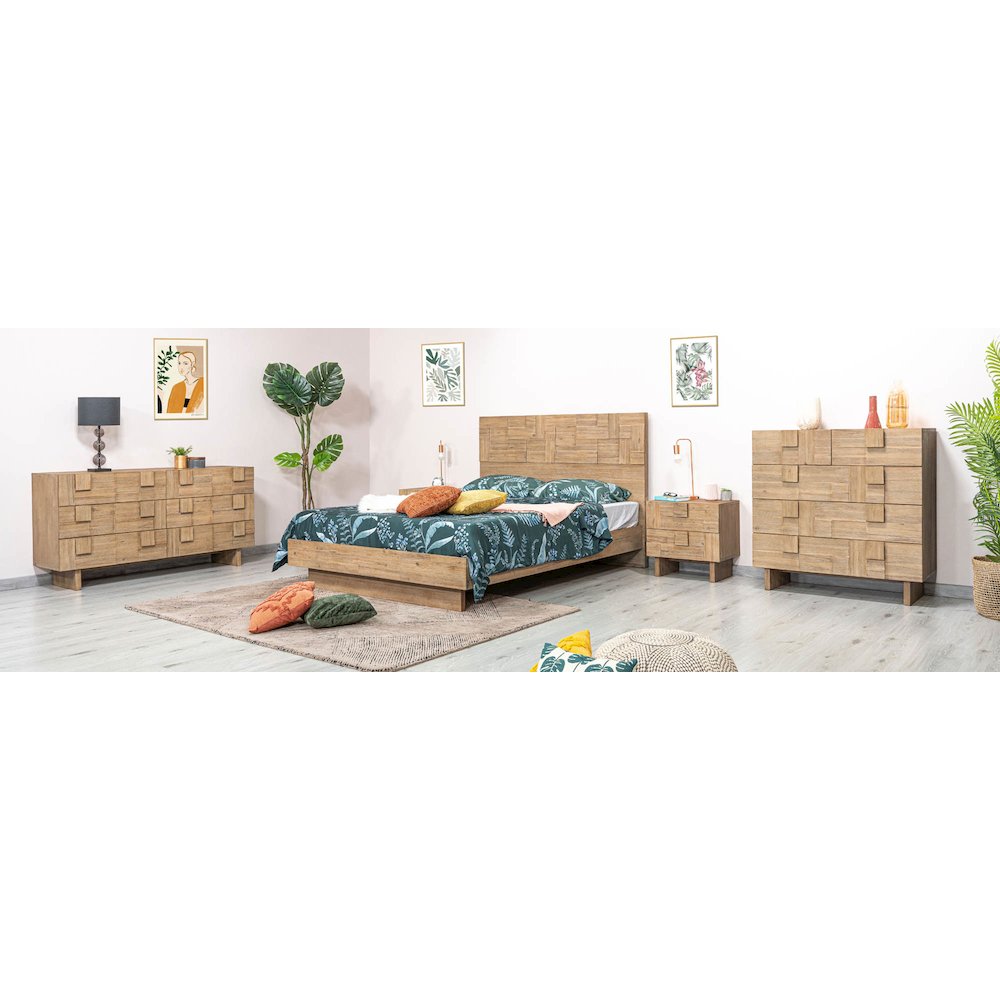 Atlantis King Bed. Picture 10