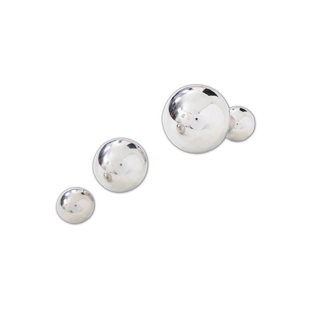 Sensory Reflective Balls - Silver - Set of 4. Picture 1