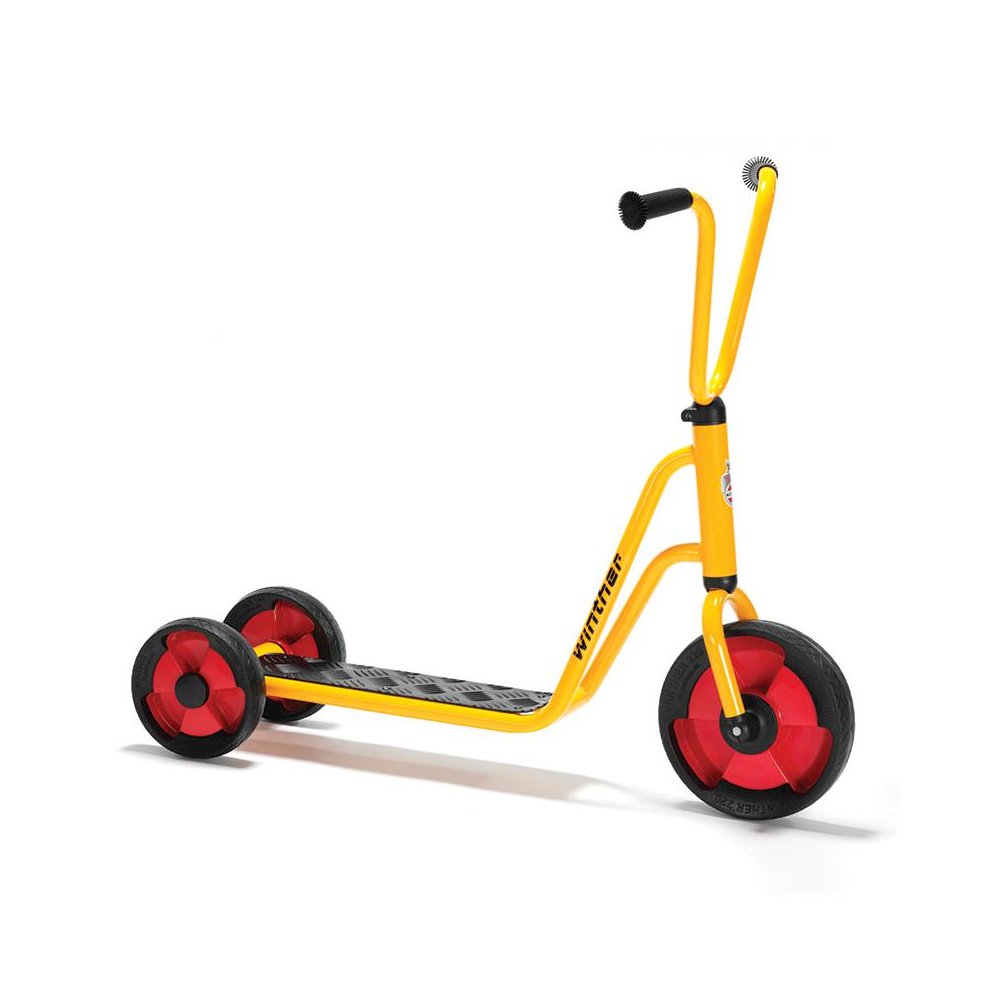 3 Wheel Scooter. Picture 1