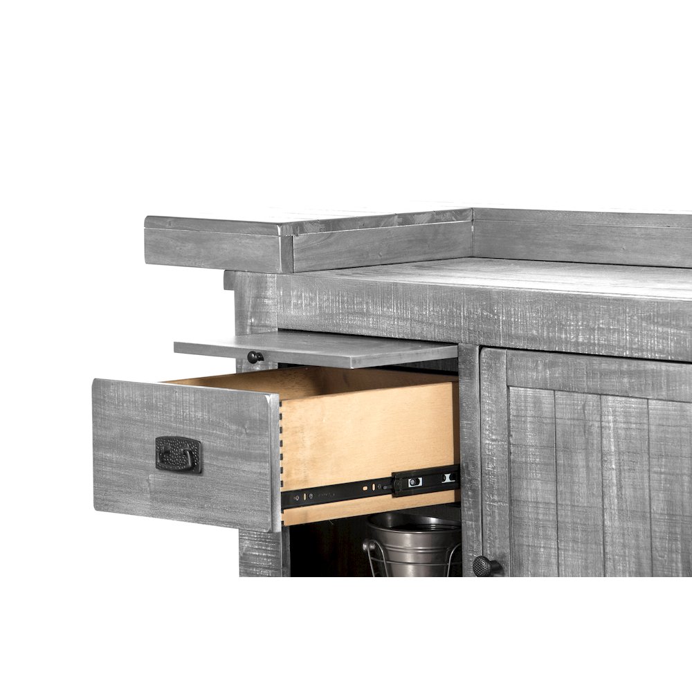 80" Traditional Wood Home Bar with Stools. Picture 3