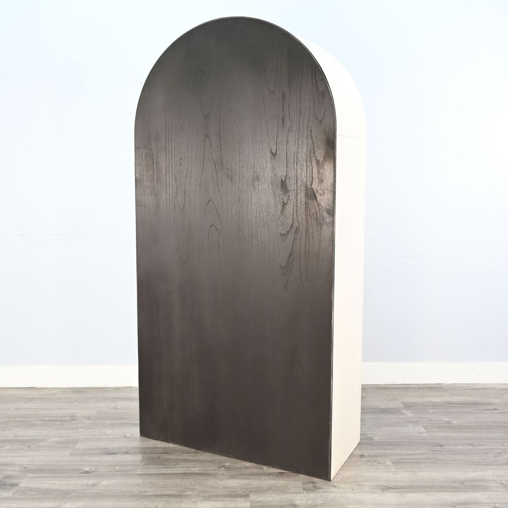 Logan Arched Bookcase. Picture 4