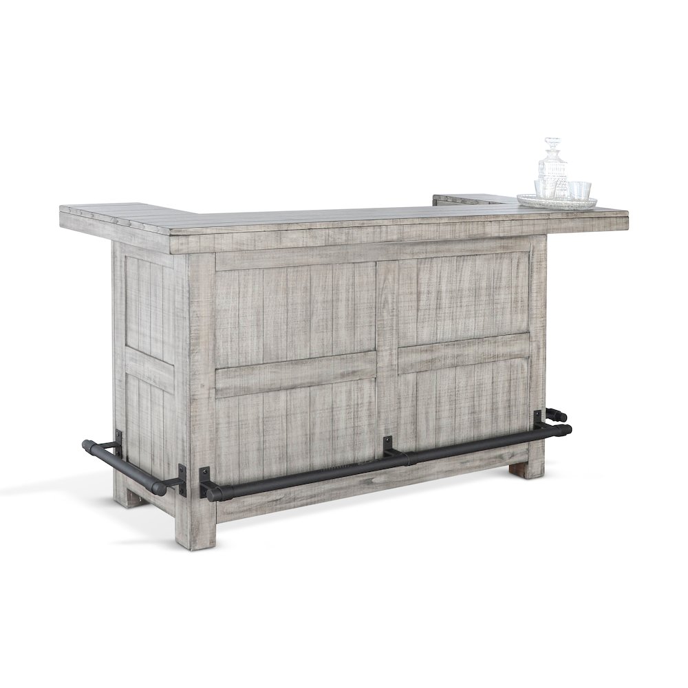 80" Traditional Wood Home Bar. Picture 1