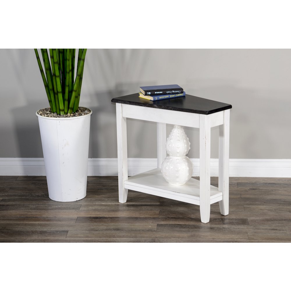 Carriage House Chair Side Table. Picture 3