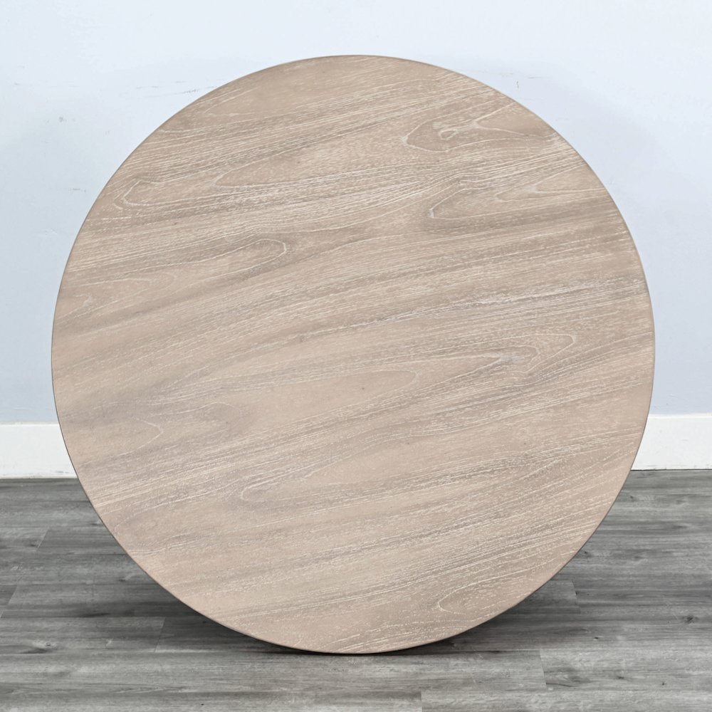Wheat Round Dining Set. Picture 3