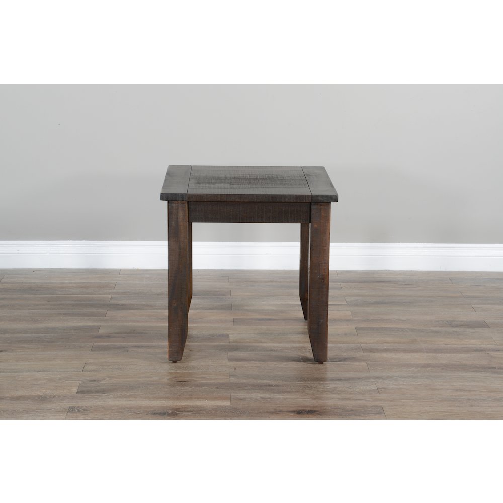 Wood End Table. Picture 4