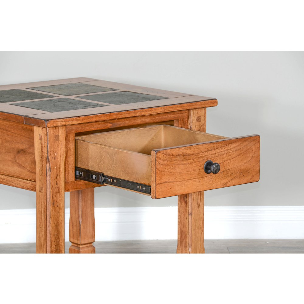 Sedona 26" Transitional Wood End Table in Rustic Oak. Picture 2