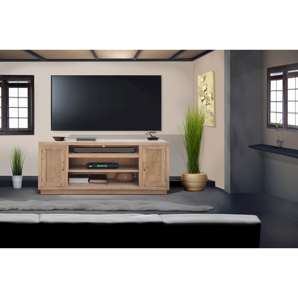 Media Console, Oak Grove. Picture 2
