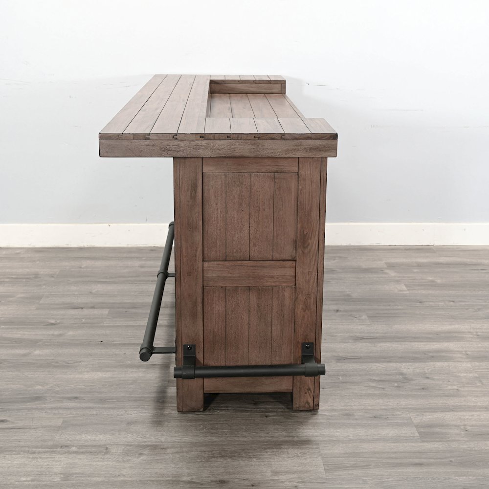 80" Traditional Wood Home Bar with Stools. Picture 5