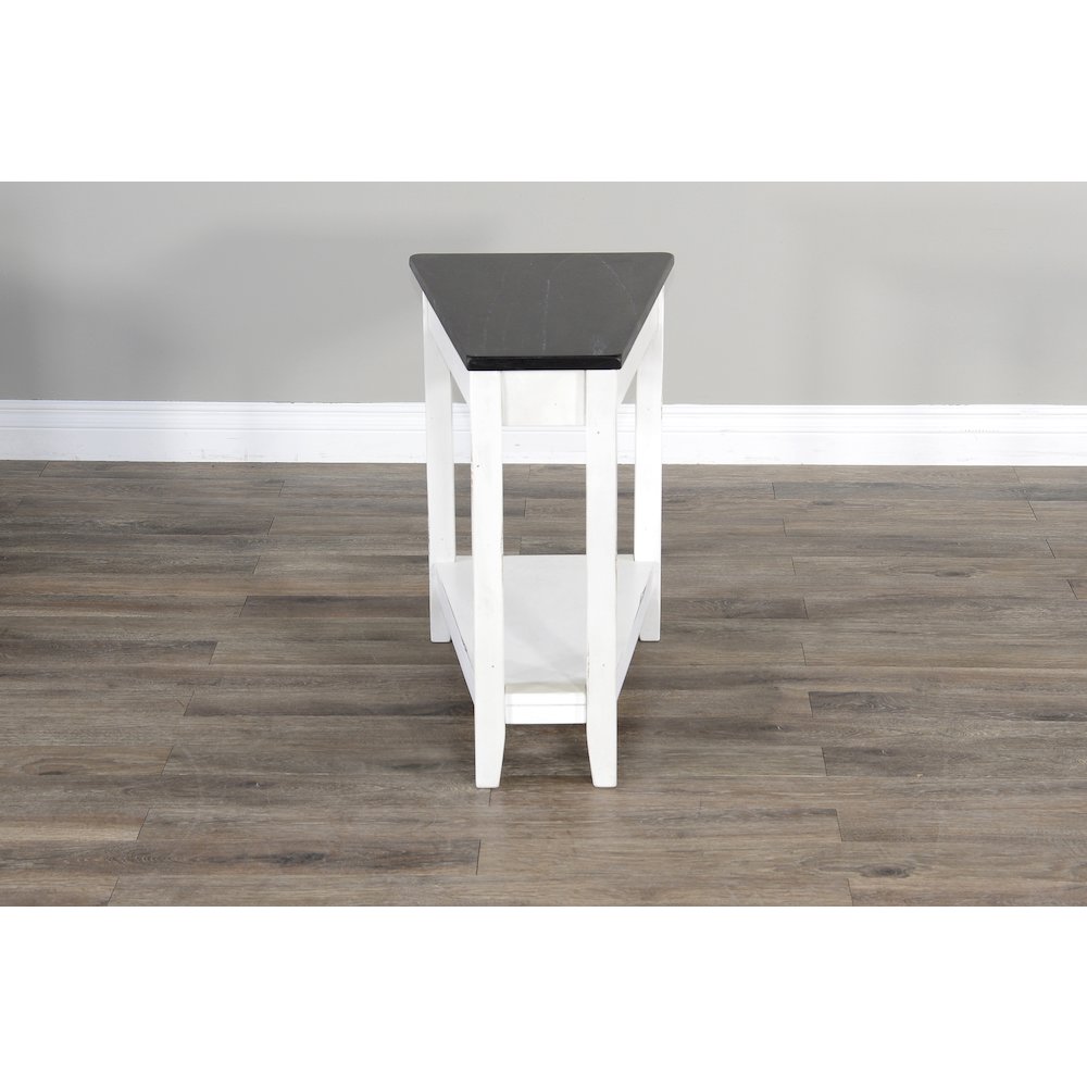Carriage House Chair Side Table. Picture 2