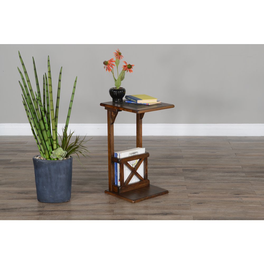 Savannah 12.5" Traditional Wood Table. Picture 4