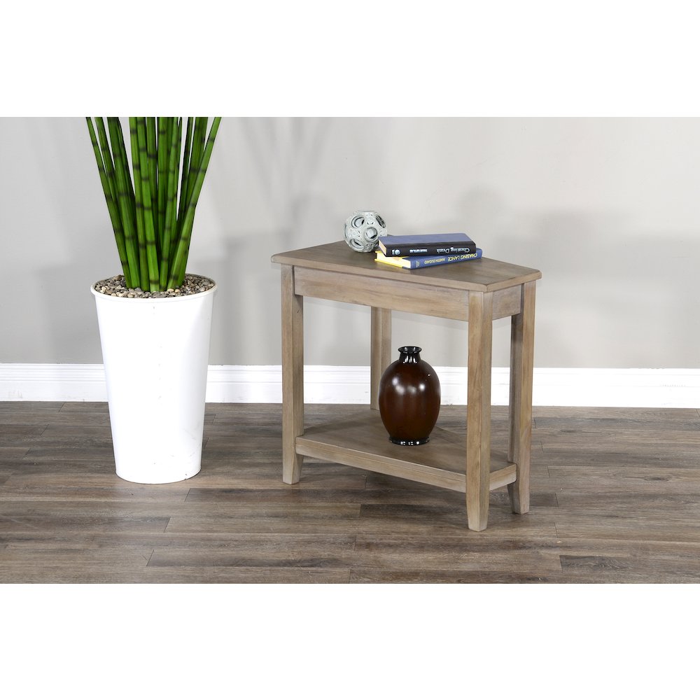 Chair Side Table. Picture 2