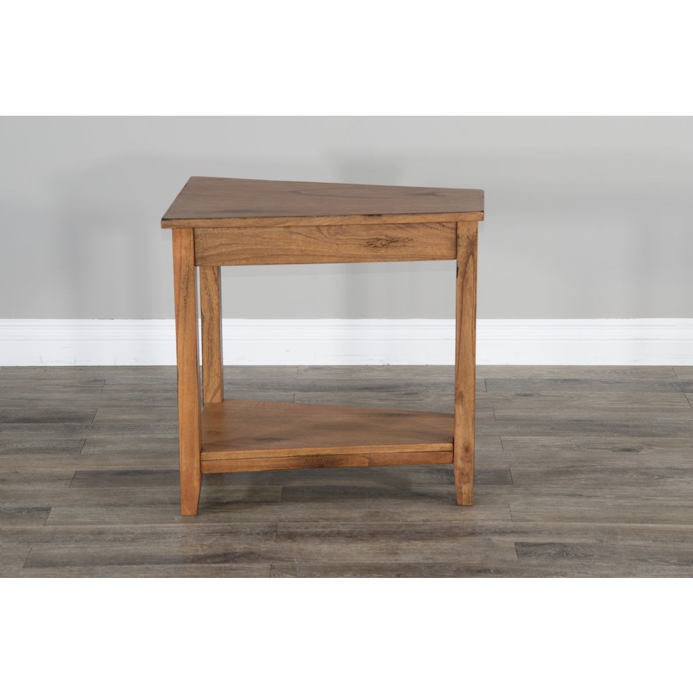 Sunny Designs Sedona Chair Side Table. Picture 4