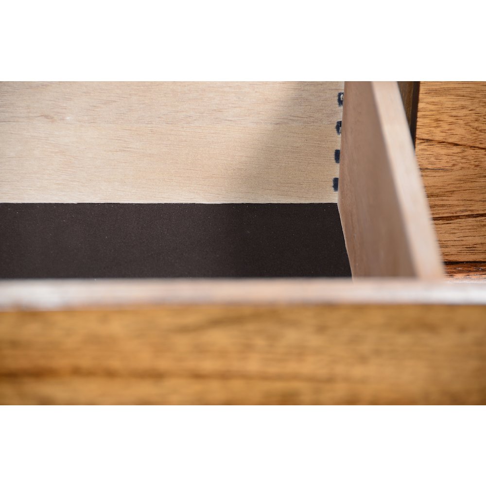 American Modern 6 Drawer Dresser. Picture 2