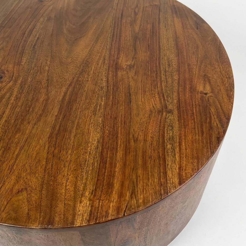 Round Wooden Coffee Table with Chestnut Finish and Mango Wood Construction. Picture 5