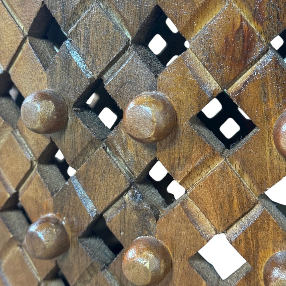 Artisan 30" Lattice Weave Mango Wood Coffee Table - Chestnut. Picture 3