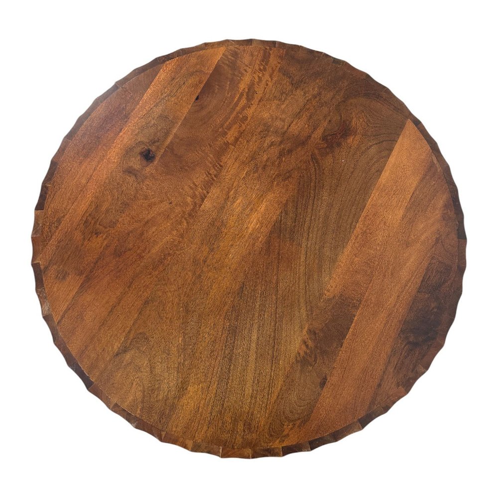Harrison 30" Scallop Side Round Top Coffee Table - Chestnut. Picture 4