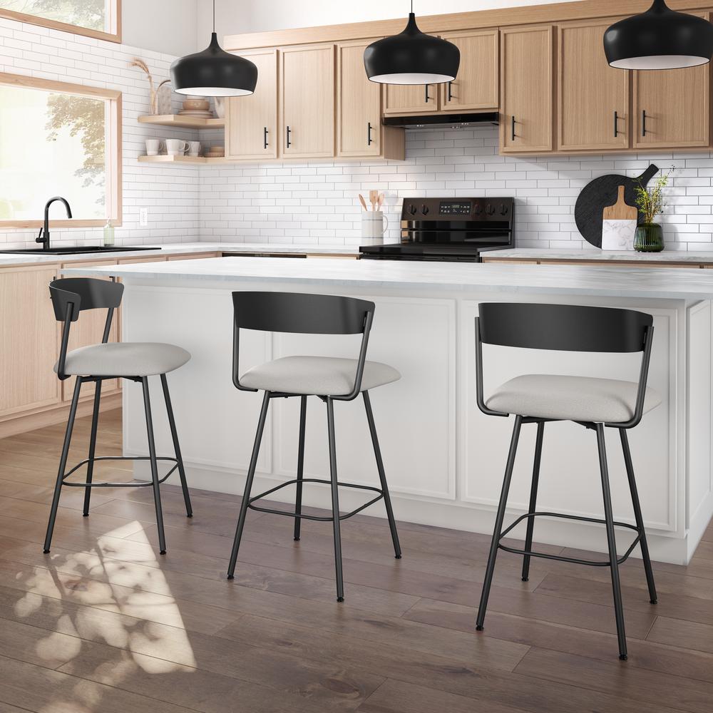 Ludwig 26 in. Swivel Counter Stool. Picture 5