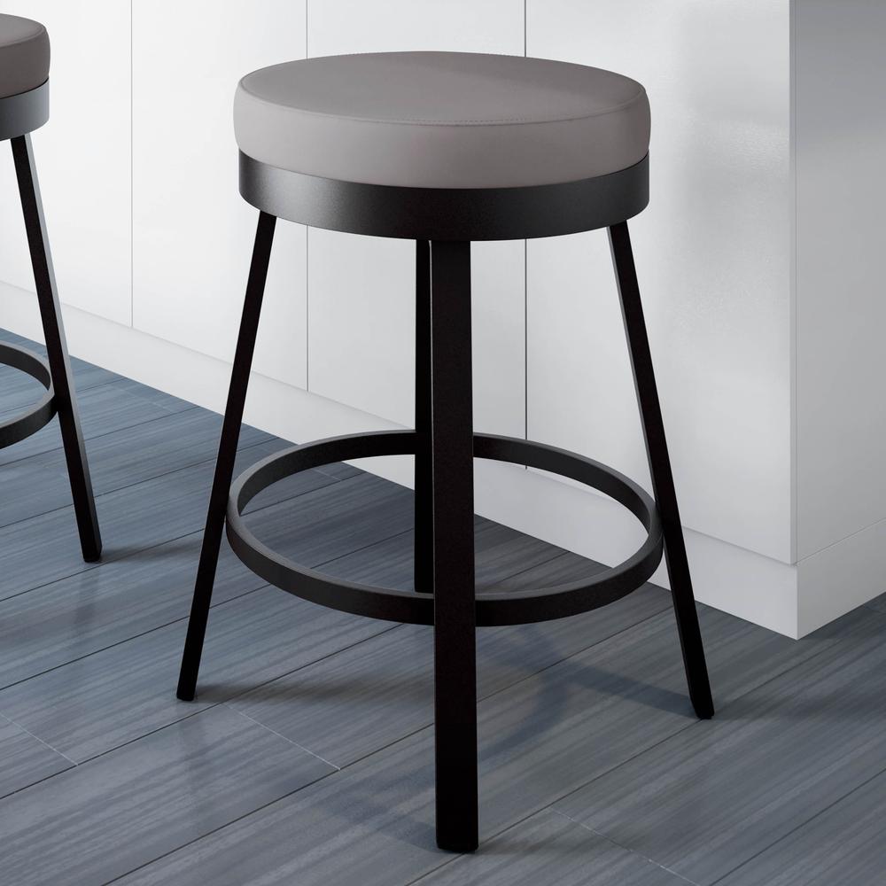 Clock 30 in. Swivel Bar Stool. Picture 3