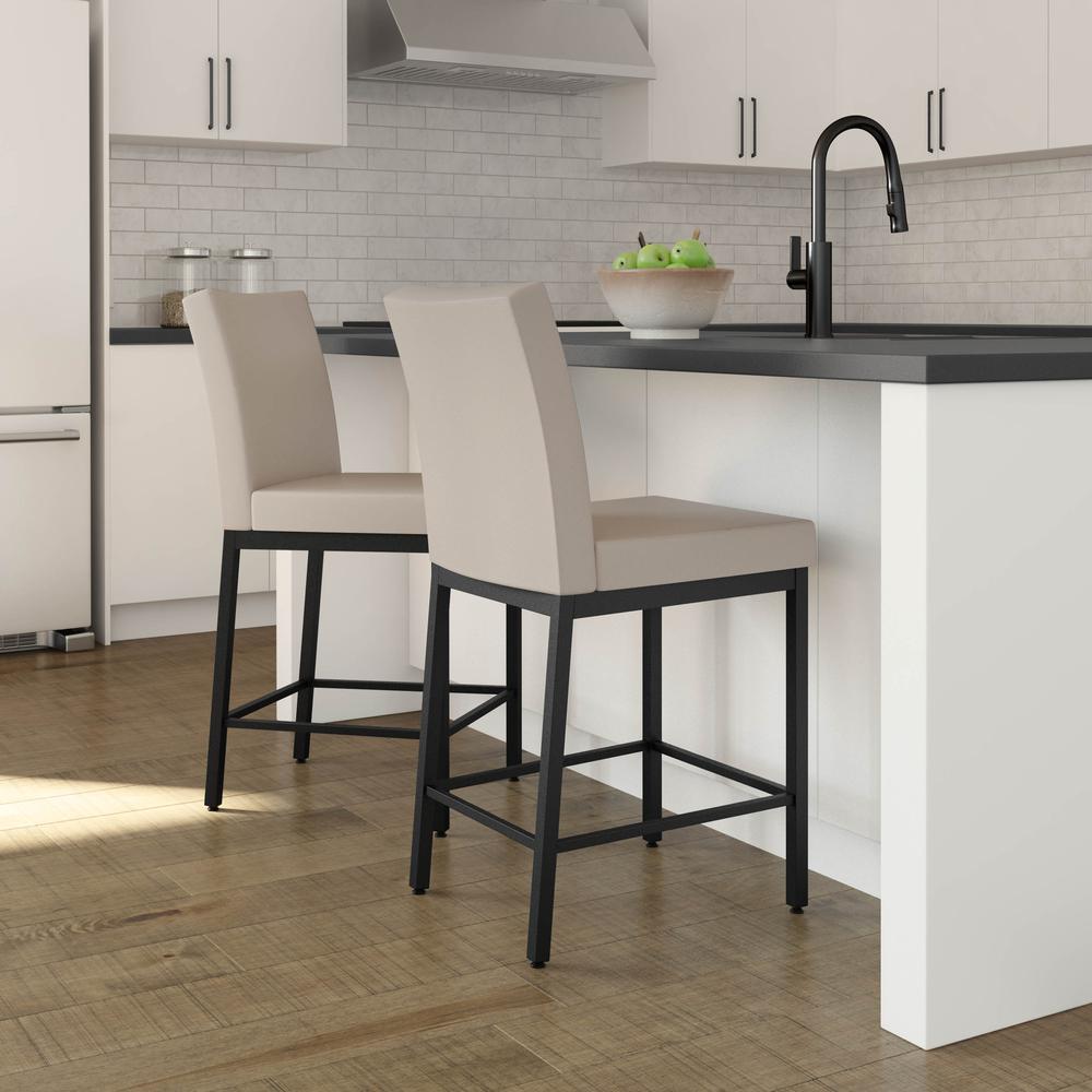 Perry 30 in. Bar Stool. Picture 5