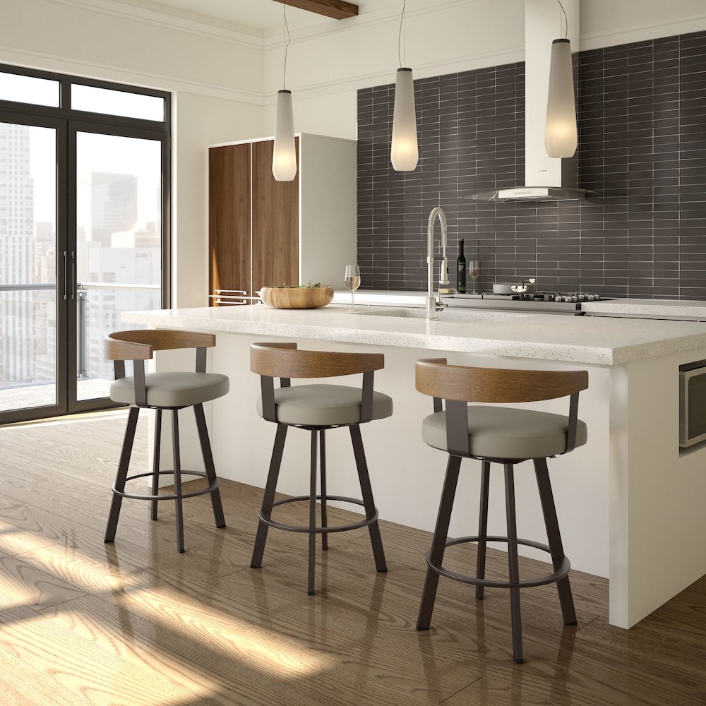 Lars 30 in. Swivel Bar Stool. Picture 5