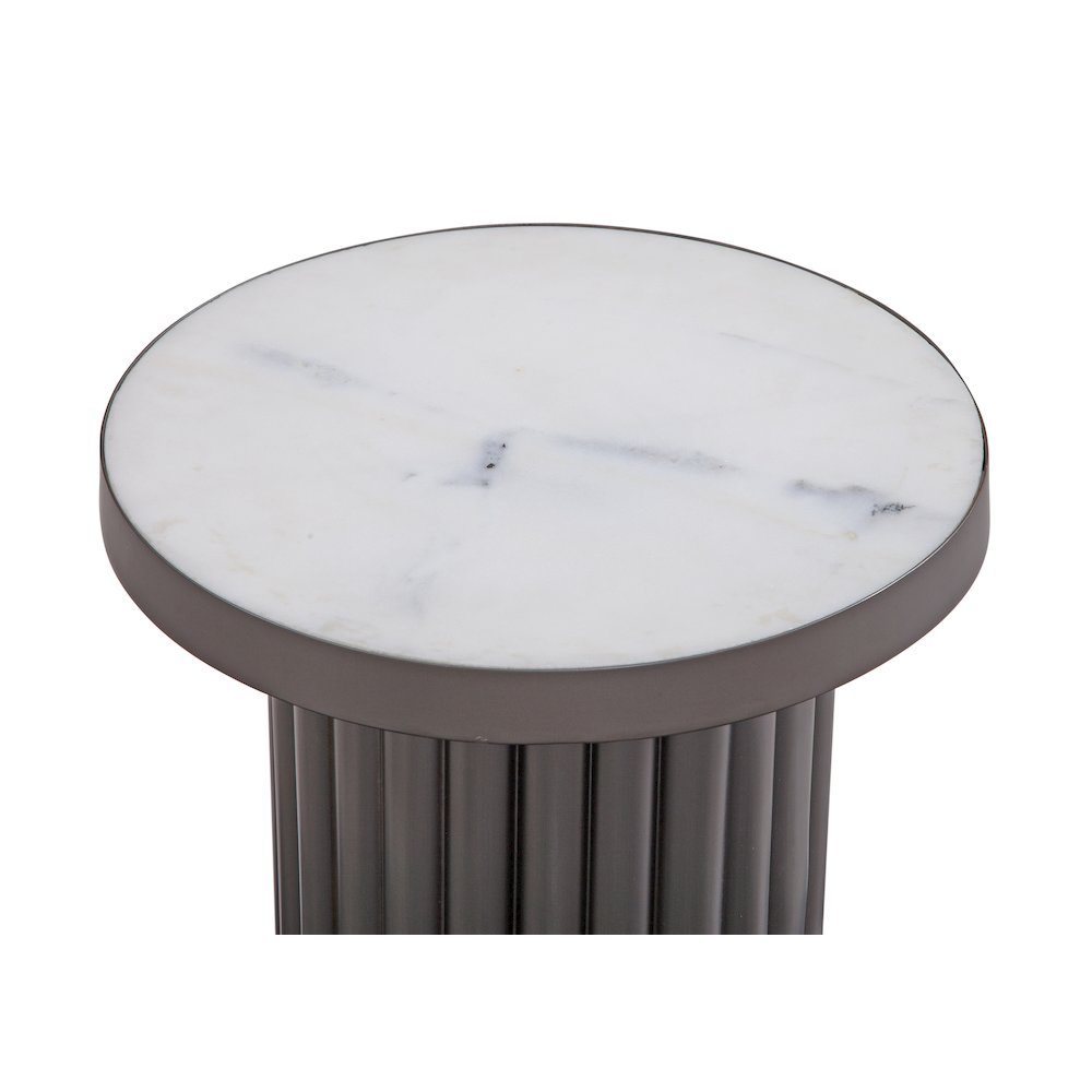 Dillon Accent Table. Picture 3