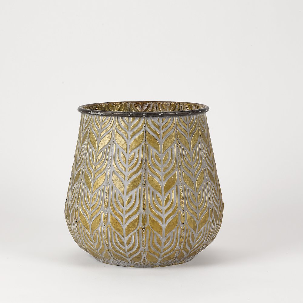 Delilah Planter. Picture 1