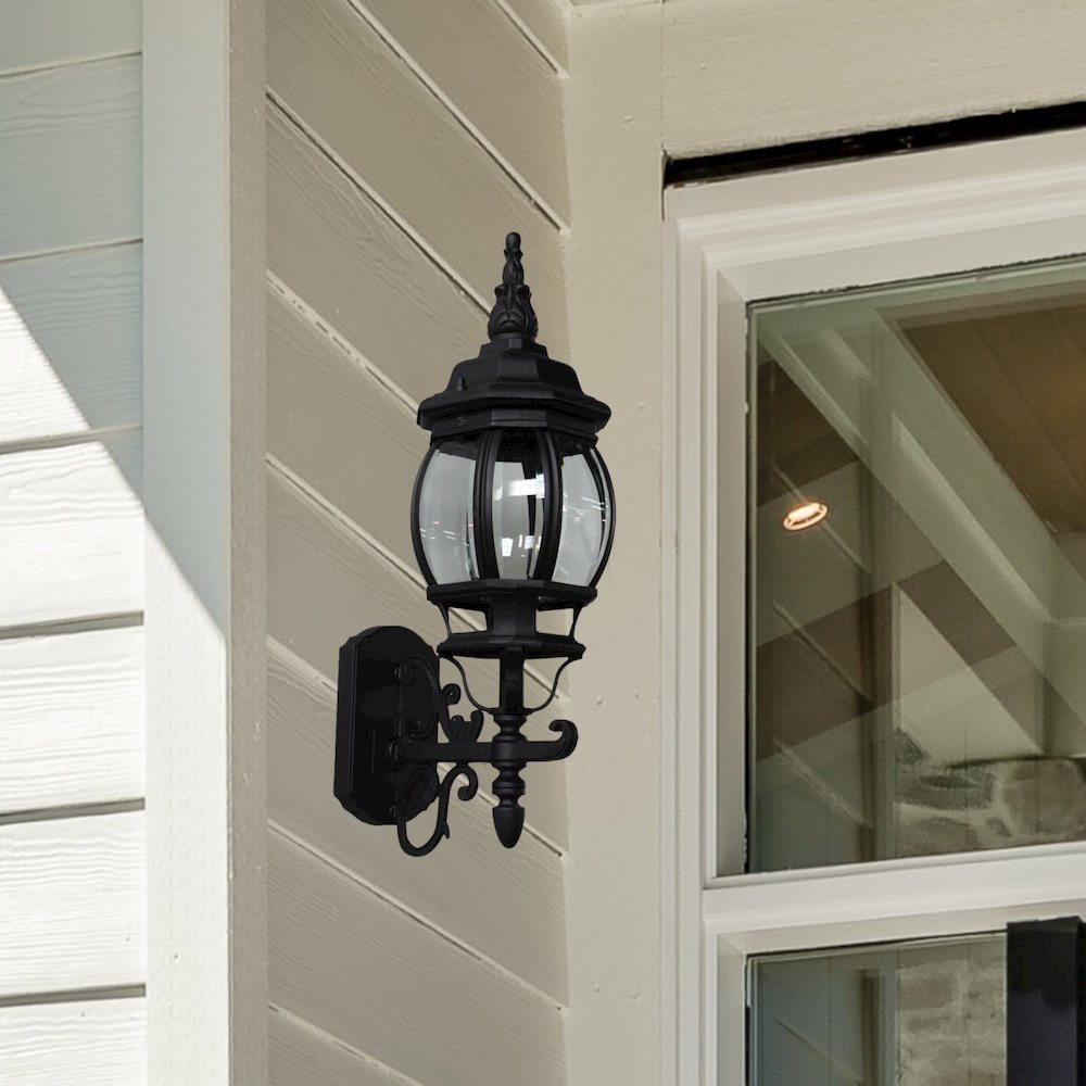 Classico 1Light Outdoor Wall Light. Picture 2