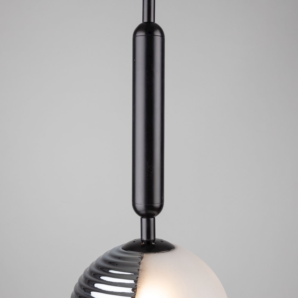 Bolla Collection 1Light Pendant Black. Picture 5