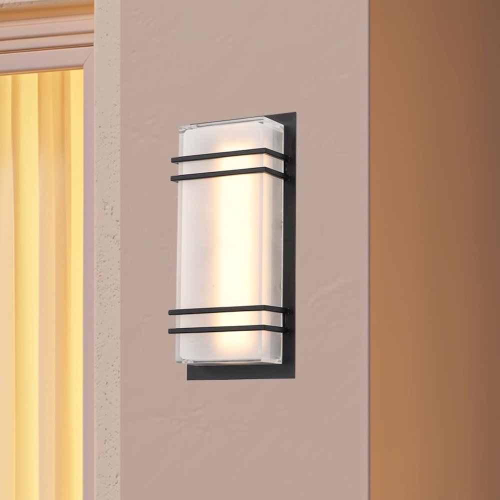 Sausalito 15W LED Outdoor Wall Light Black. Picture 7