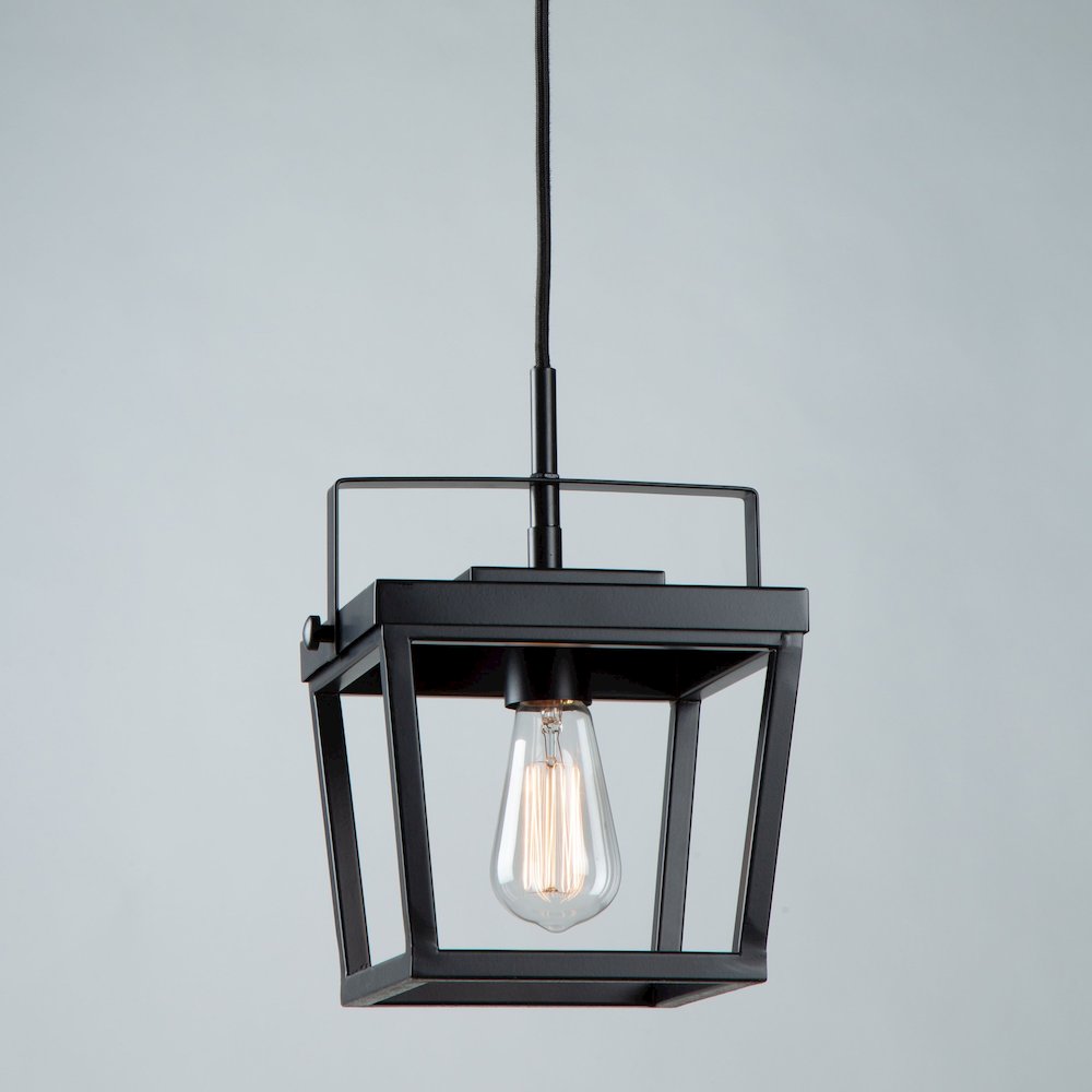 Carriage 1 Light Pendant Black. Picture 2